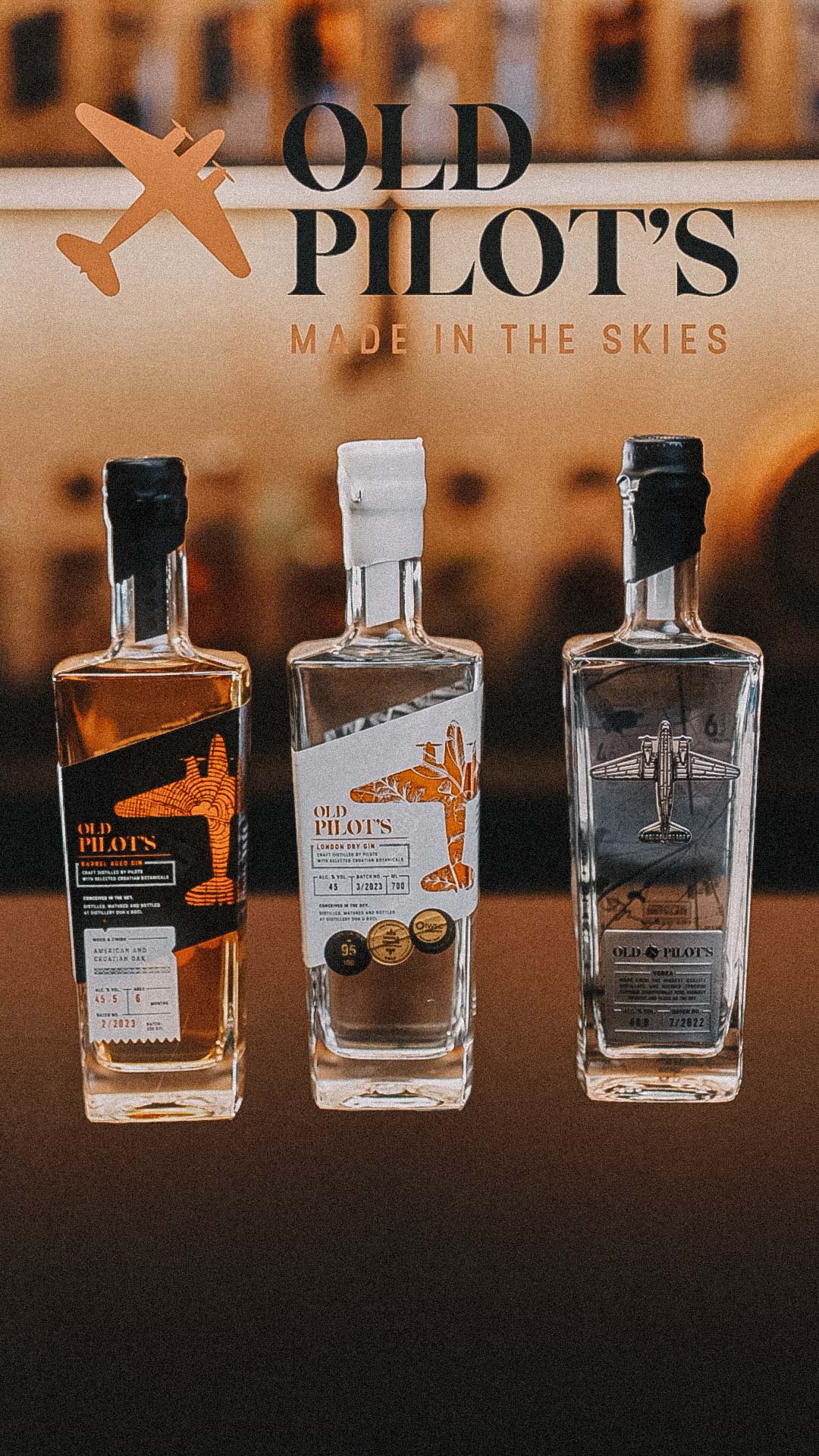 53CDB8F8 9551 4425 A92A 7E77F69A1C3B